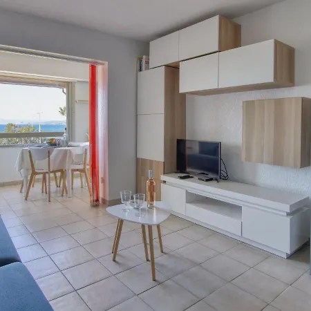 Les Marines D'aryana By Interhome Apartment *
