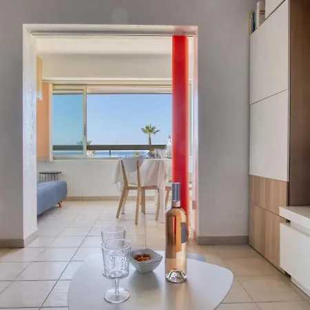 Les Marines D'aryana By Interhome